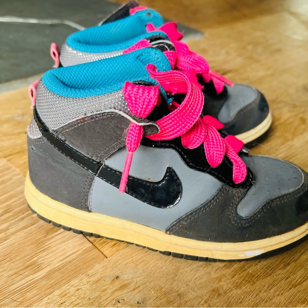 Kids high- top Nikes size 10 toddler